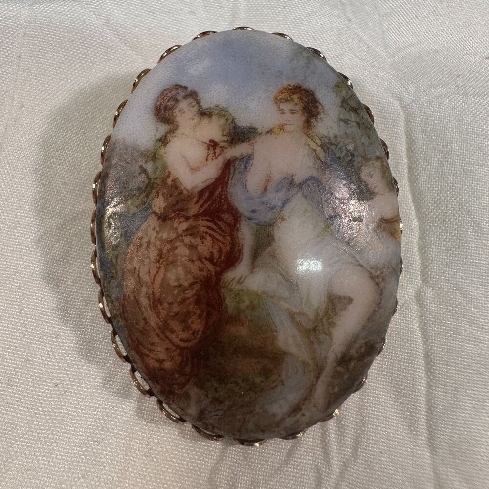 Antique Hand-Painted Porcelain Cameo Brooch With Romantic Scene Gold-Tone Frame